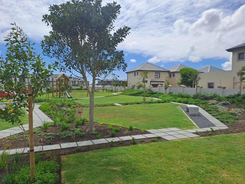 2 Bedroom Property for Sale in Burgundy Estate Western Cape